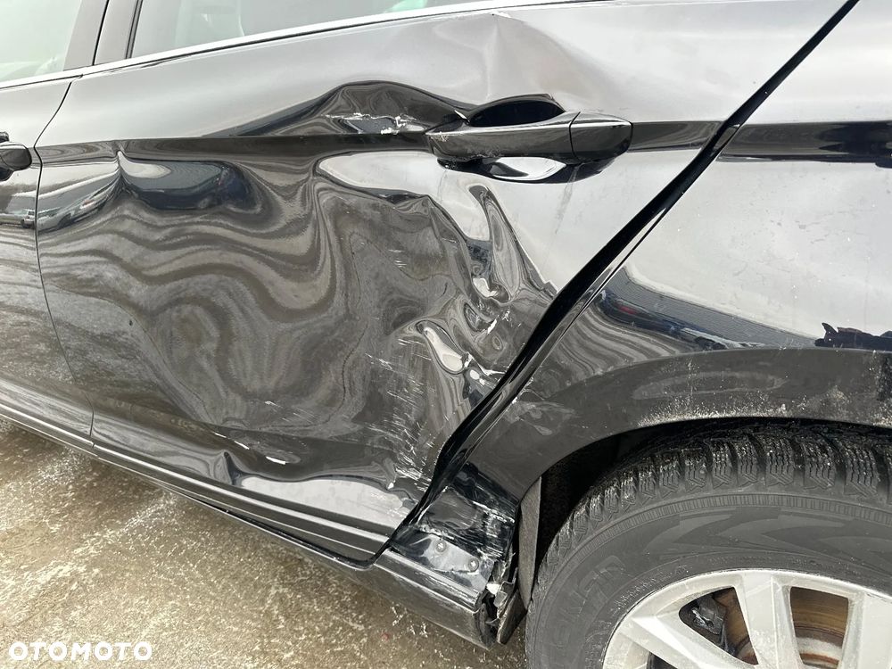 Volkswagen Passat 1.8 TSI BMT Comfortline - 12