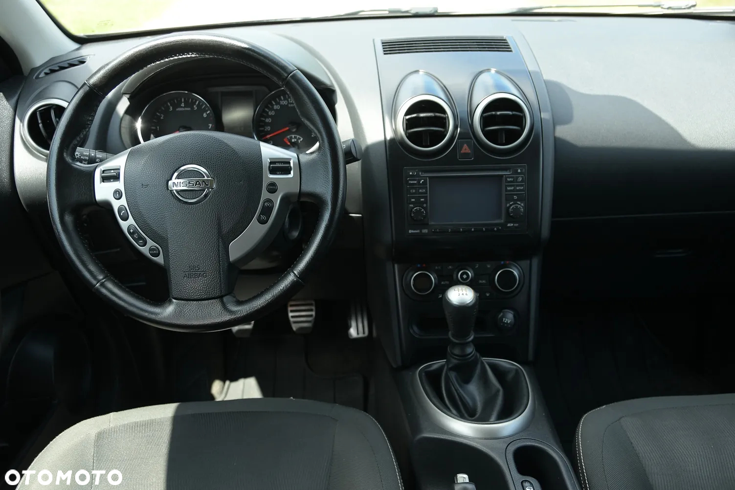 Nissan Qashqai+2 - 23