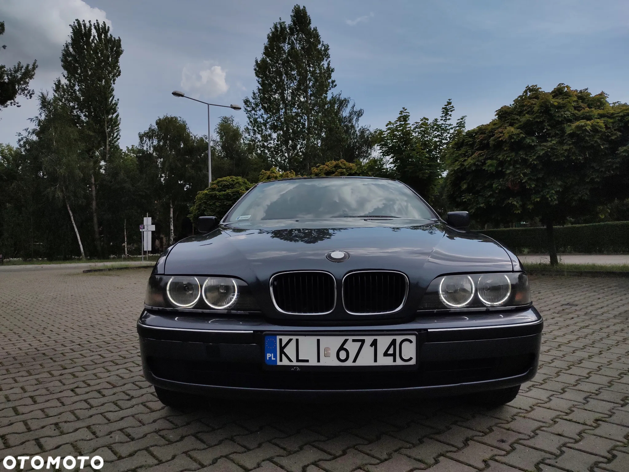 BMW Seria 5 520i - 9