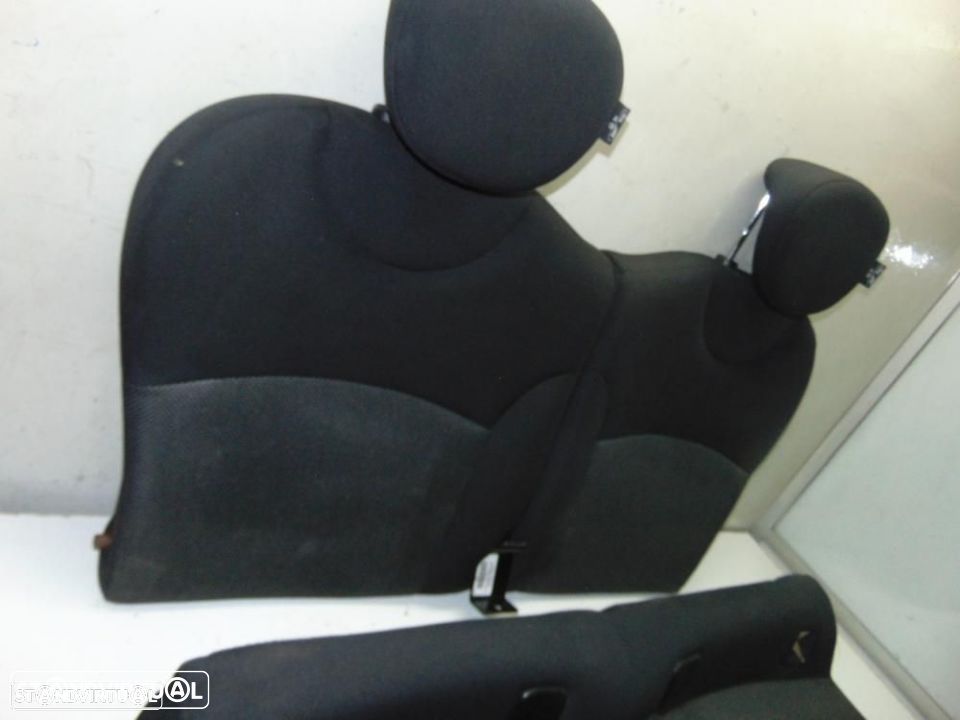 Mini R56 NOVO modelo de bancos de trás - 3
