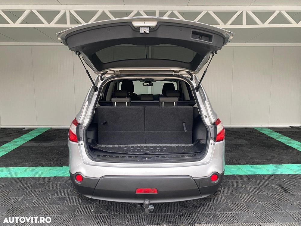 Nissan Qashqai+2 - 6