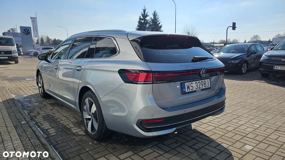 Volkswagen Passat Variant - 7