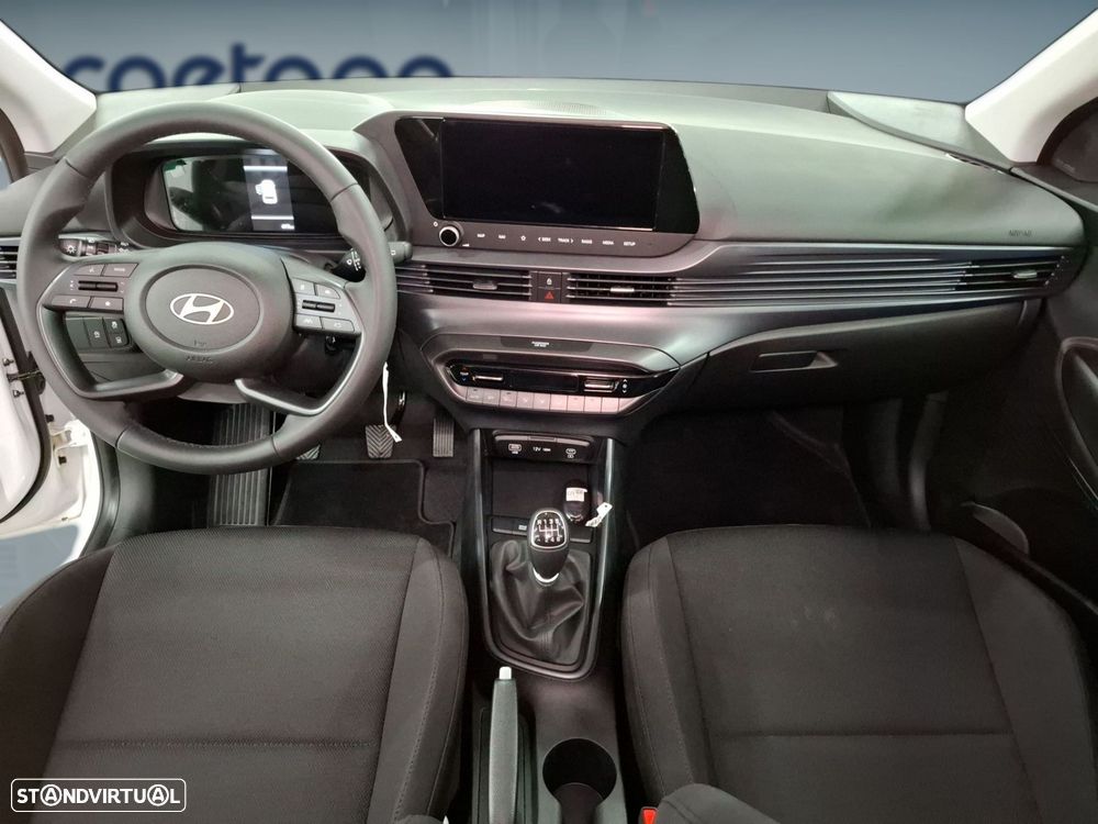 Hyundai Bayon — fotografia 12