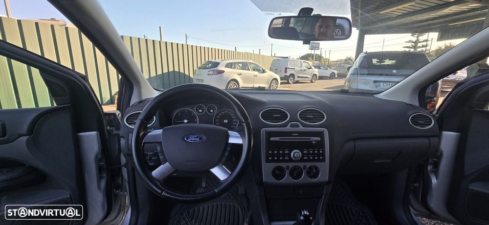 Ford Focus SW 1.6 TDCi Connec. - 13