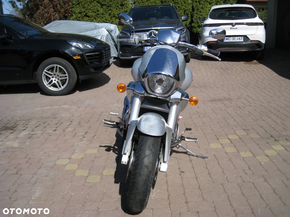 Suzuki Boulevard - 8