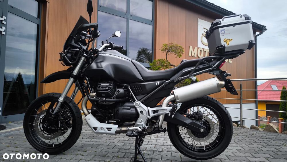 Moto Guzzi V85 - 9