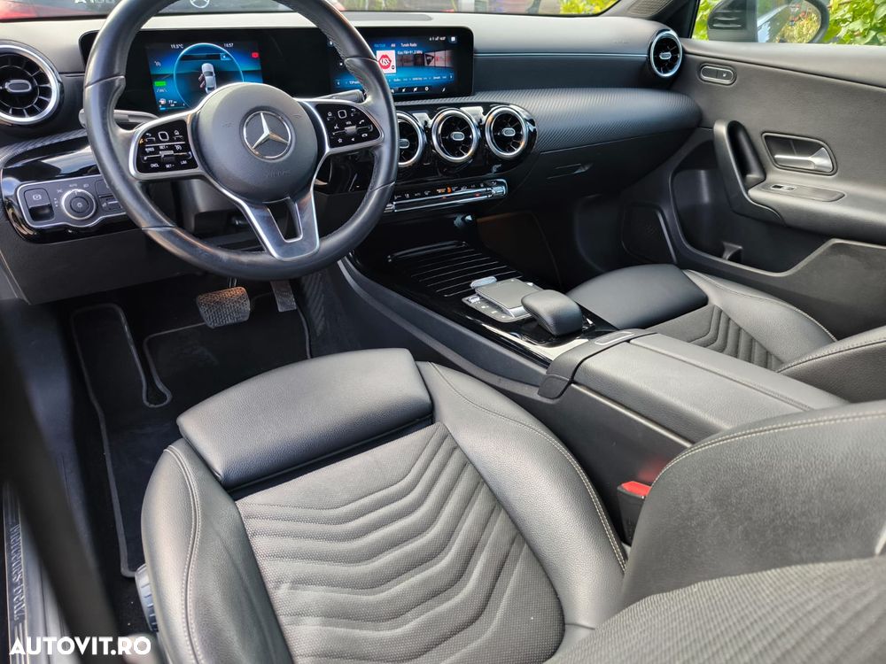 Mercedes-Benz A 250 e 8G-DCT Edition 2020 - 10