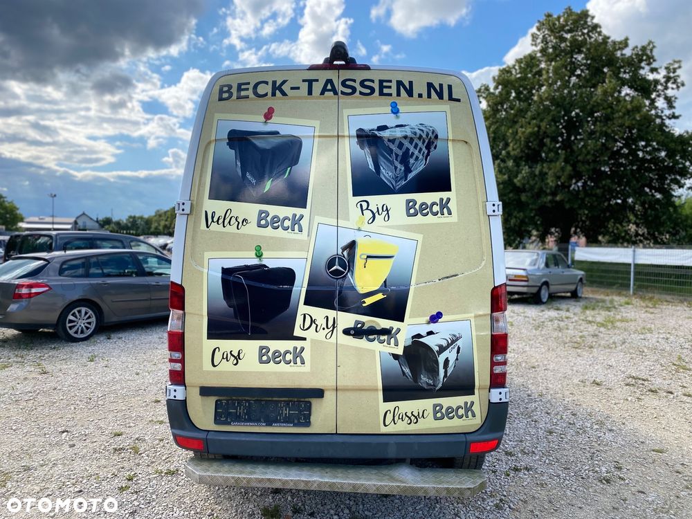 Mercedes-Benz Sprinter - 4