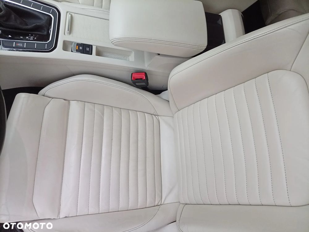 Volkswagen Passat - 7