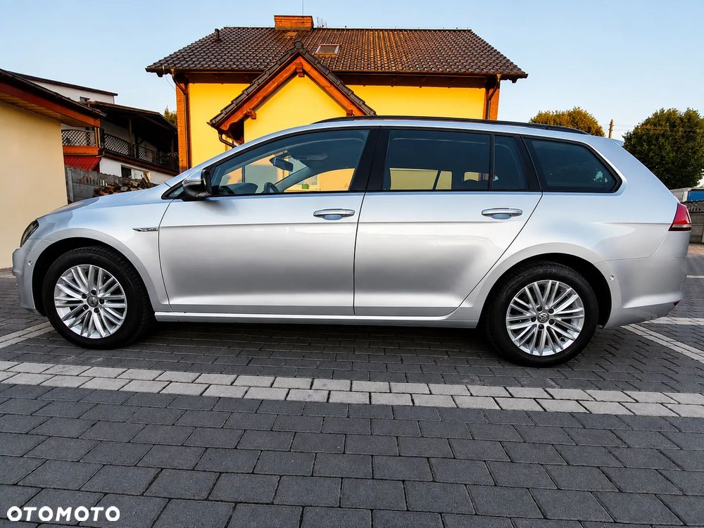 Volkswagen Golf 1.6 TDI BlueMotion Trendline - 5