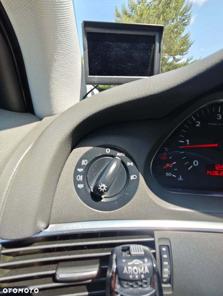 Audi A6 Avant 3.0 TDI Quattro Tiptronic - 24