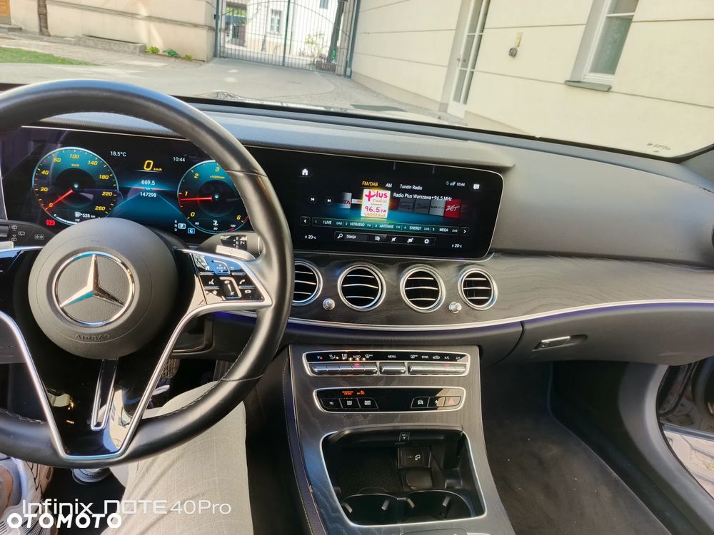 Mercedes-Benz Klasa E 220 d 9G-TRONIC Night Edition - 13