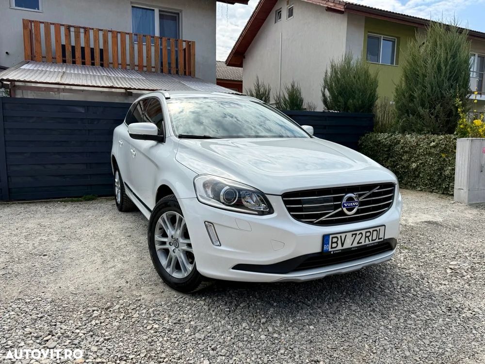 Volvo XC 60 D4 Momentum Pro - 1