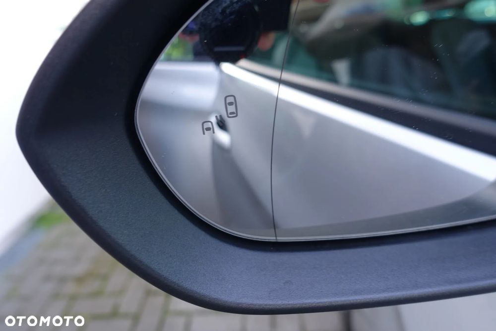 Opel Astra 1.6 D Start/Stop 120 Jahre - 26