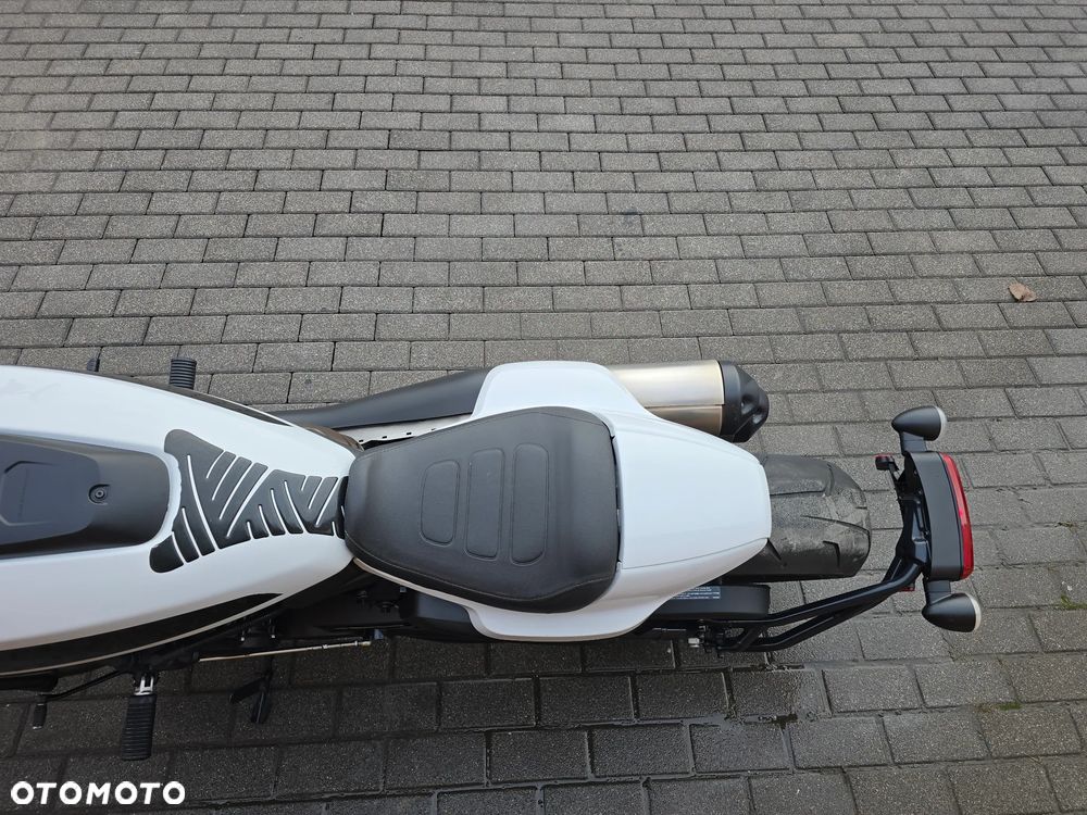 Harley-Davidson Sportster - 18