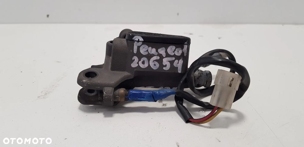 Peugeot XPS 125 pompa hamulca przód - 1