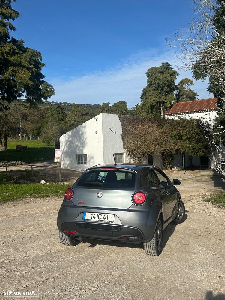 Alfa Romeo MiTo 1.3 JTD Distinctive - 3