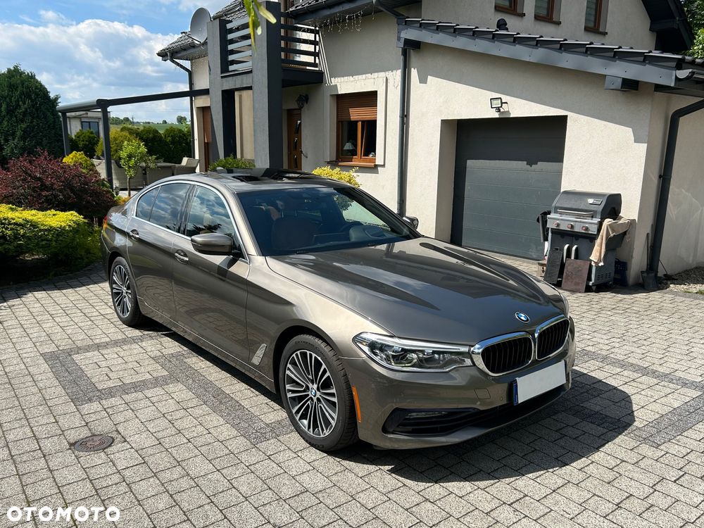 BMW Seria 5 540i xDrive Luxury Line sport - 1