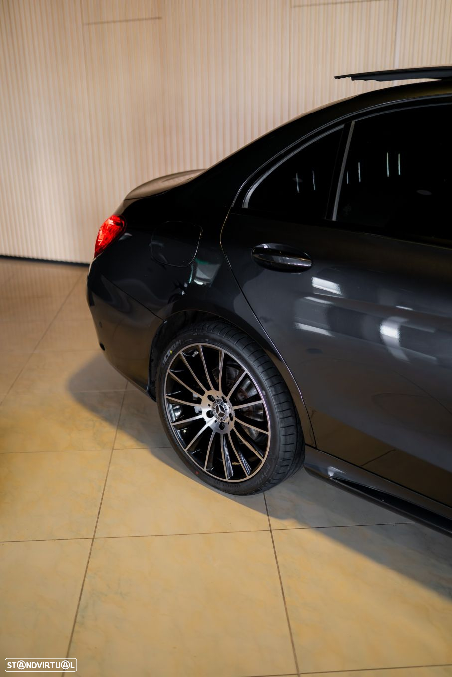 Mercedes-Benz C 300 de AMG Line - 10