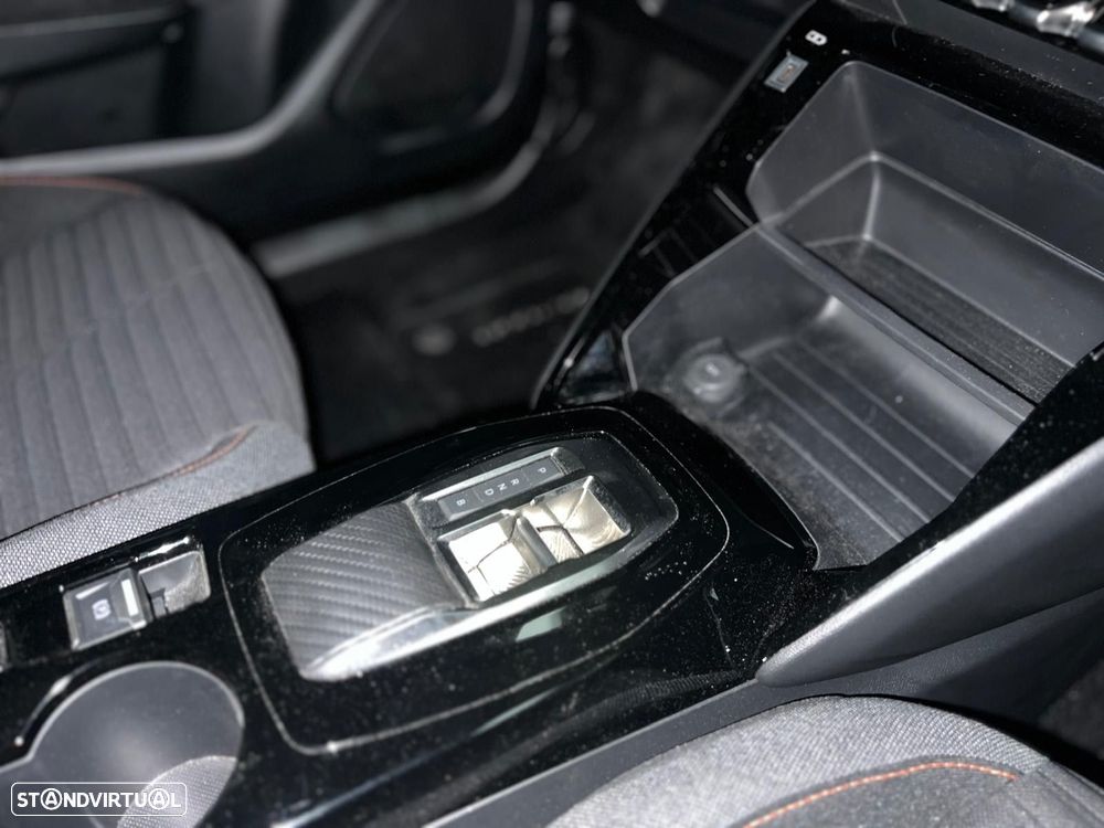 Peugeot e-2008 50 kWh Active Pack - 7