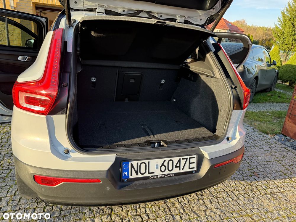 Volvo XC 40 T5 AWD R-Design - 8