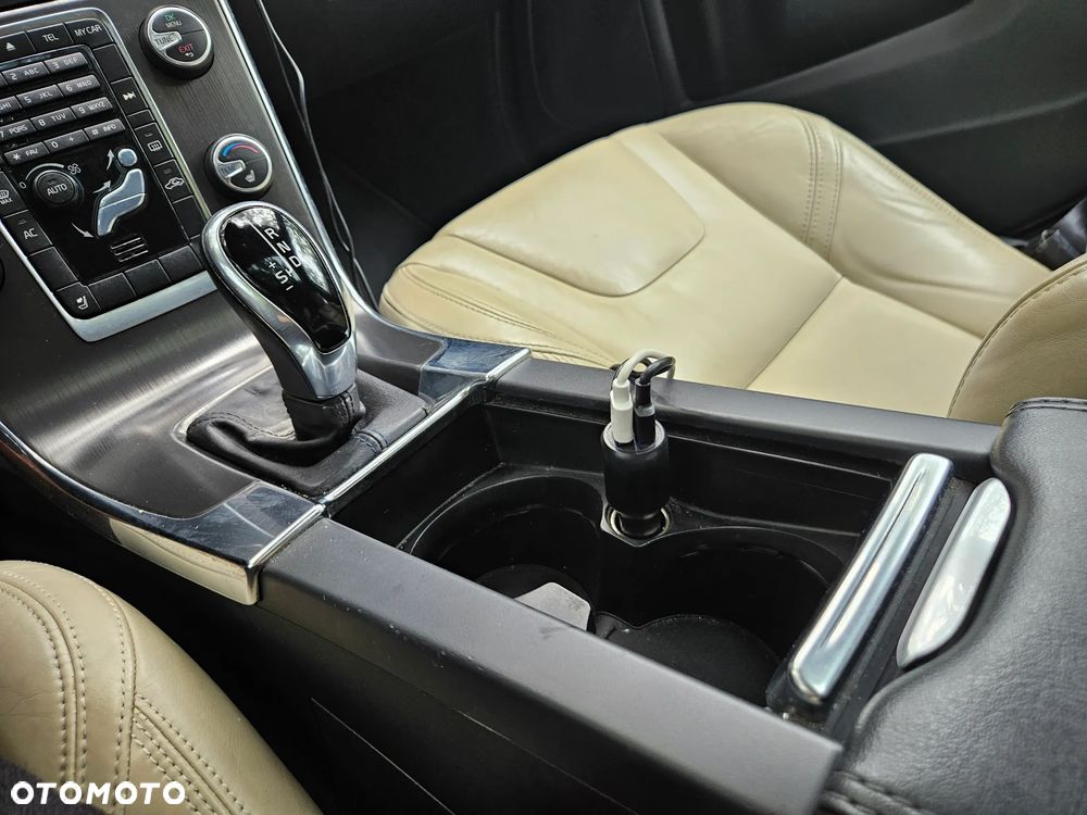 Volvo S60 2.5 T5 AWD - 4