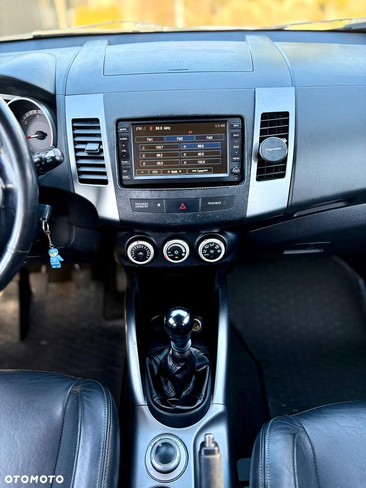 Citroën C-Crosser - 9