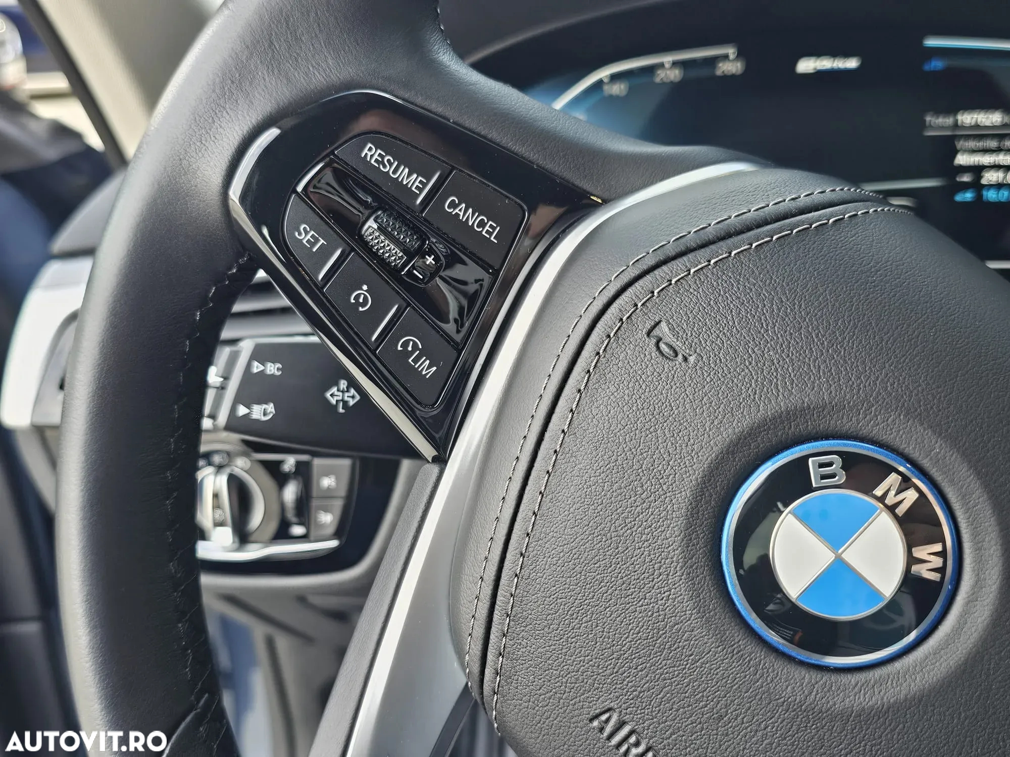 BMW Seria 5 530e AT PHEV - 35