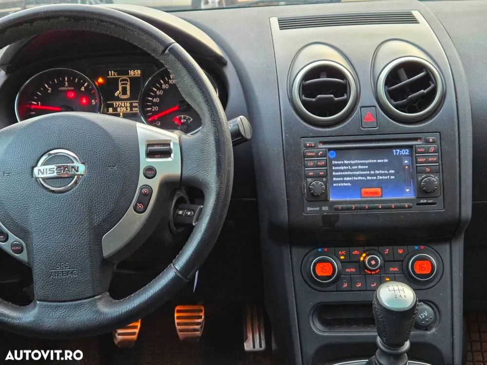 Nissan Qashqai 1.5 dCi DPF I-Way - 17