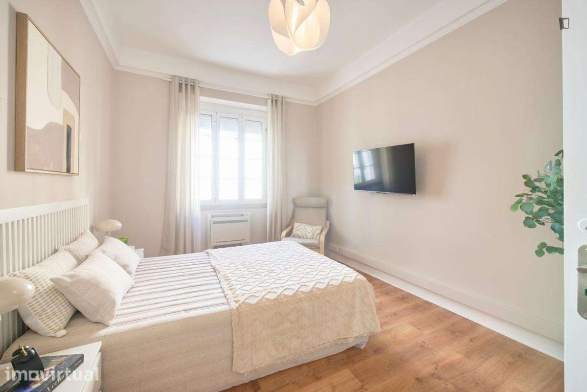 Quarto - localizado em Marquês de Pombal Lisbon - Grande imagem: 2/30