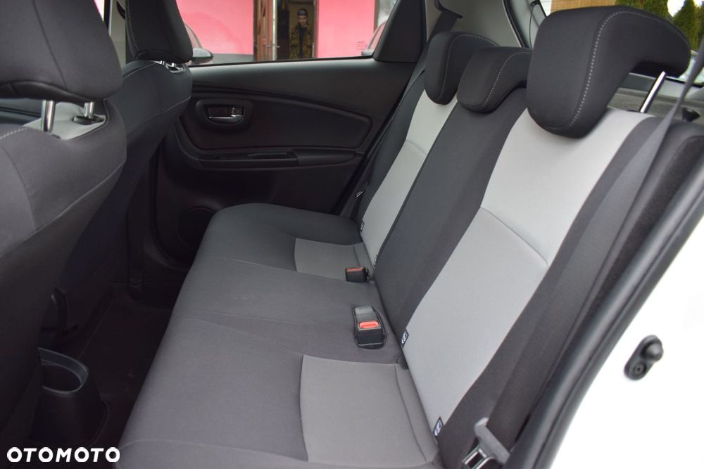 Toyota Yaris 1.5 Premium CVT - 9