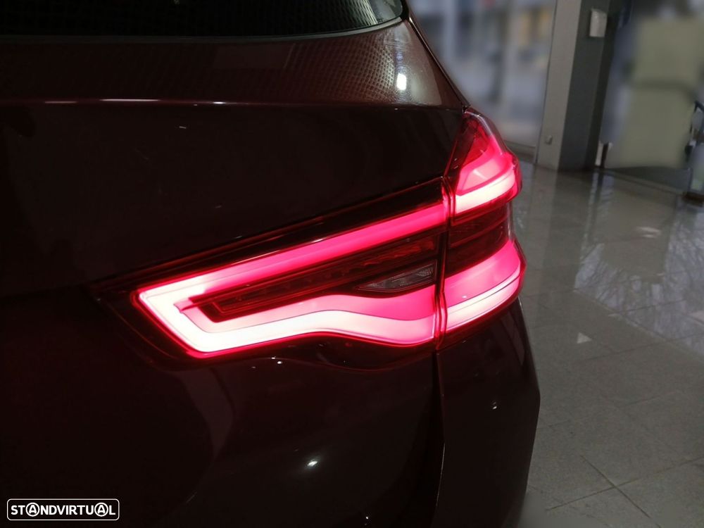 BMW iX3 Impressive - 30