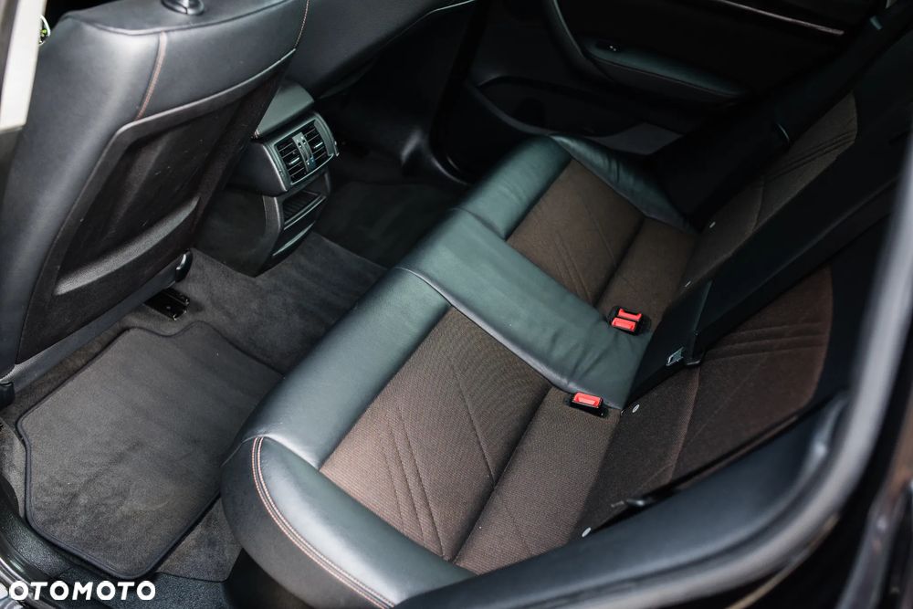 BMW X3 xDrive20i xLine - 12