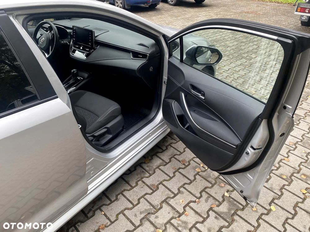 Toyota Corolla 2.0 Hybrid Comfort - 10