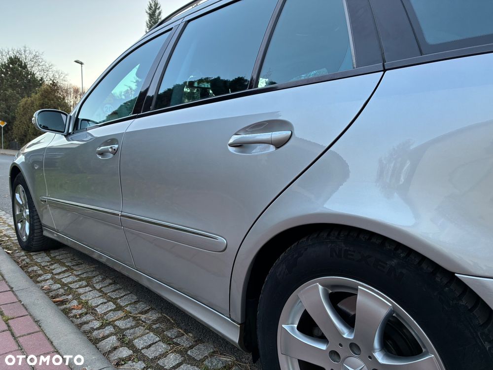 Mercedes-Benz Klasa E - 24