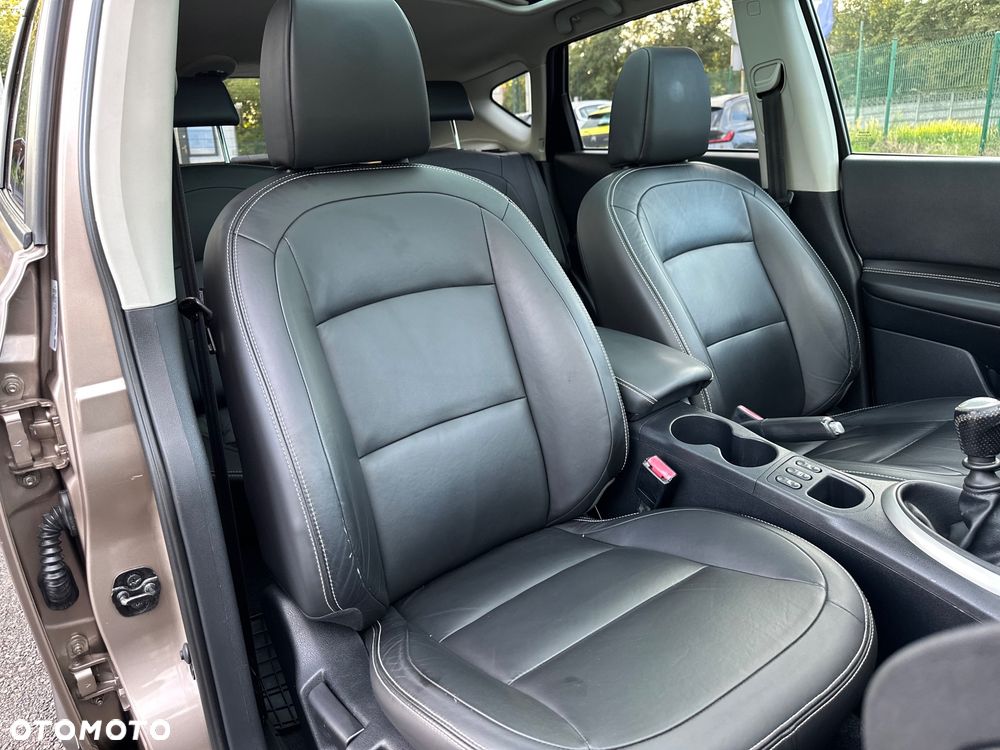 Nissan Qashqai 2.0 tekna - 27