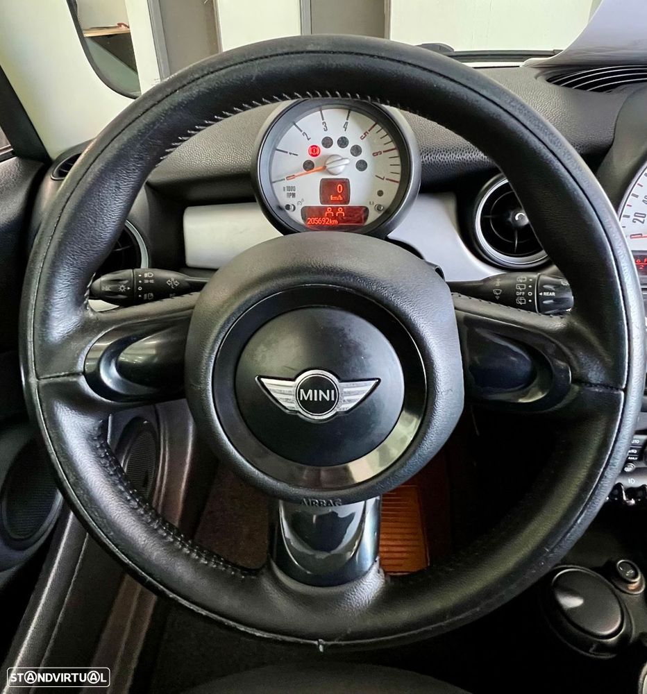 MINI 3 Portas One D - 2