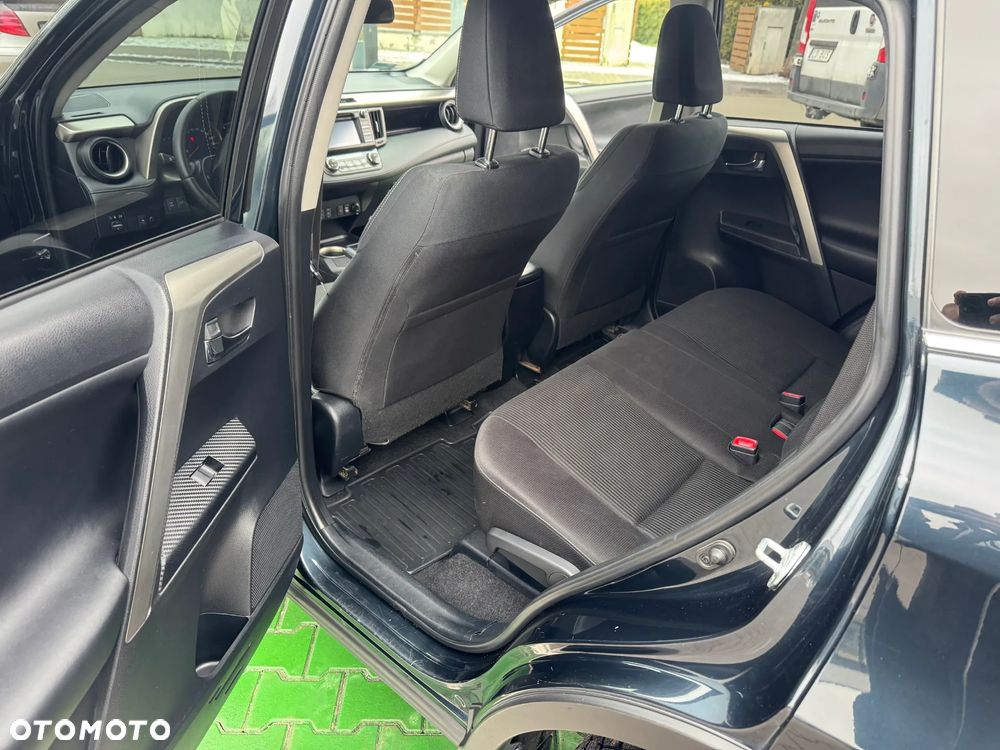 Toyota RAV4 - 17