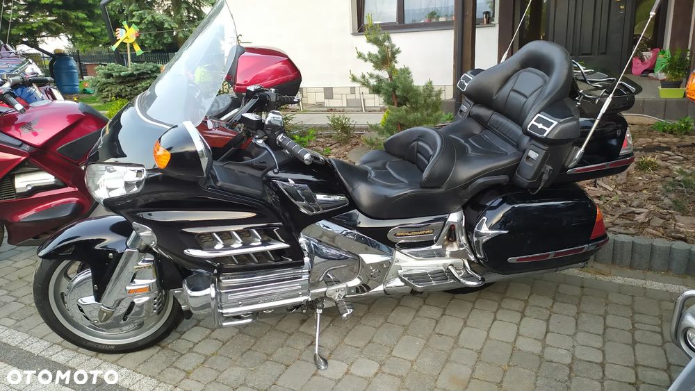 Honda GL - 37