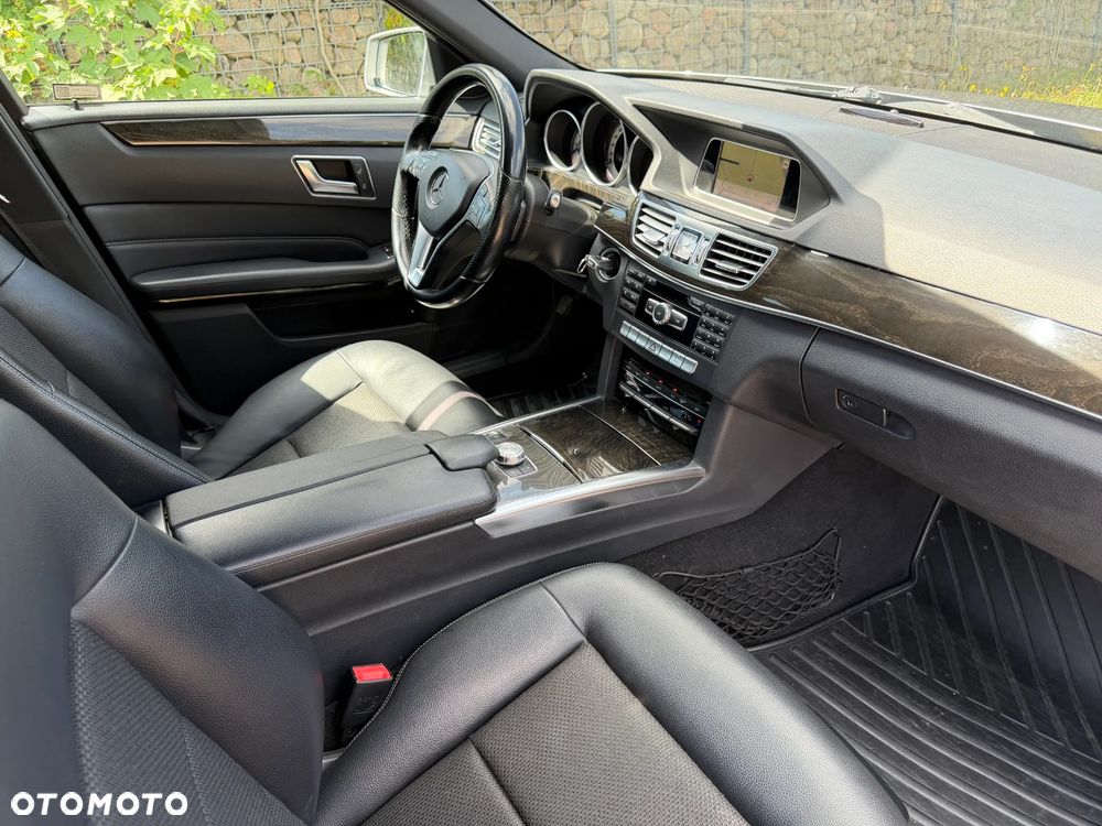 Mercedes-Benz Klasa E 200 7G-TRONIC Avantgarde - 28
