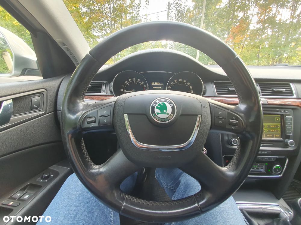 Skoda Superb 2.0 TDI Exclusive - 13