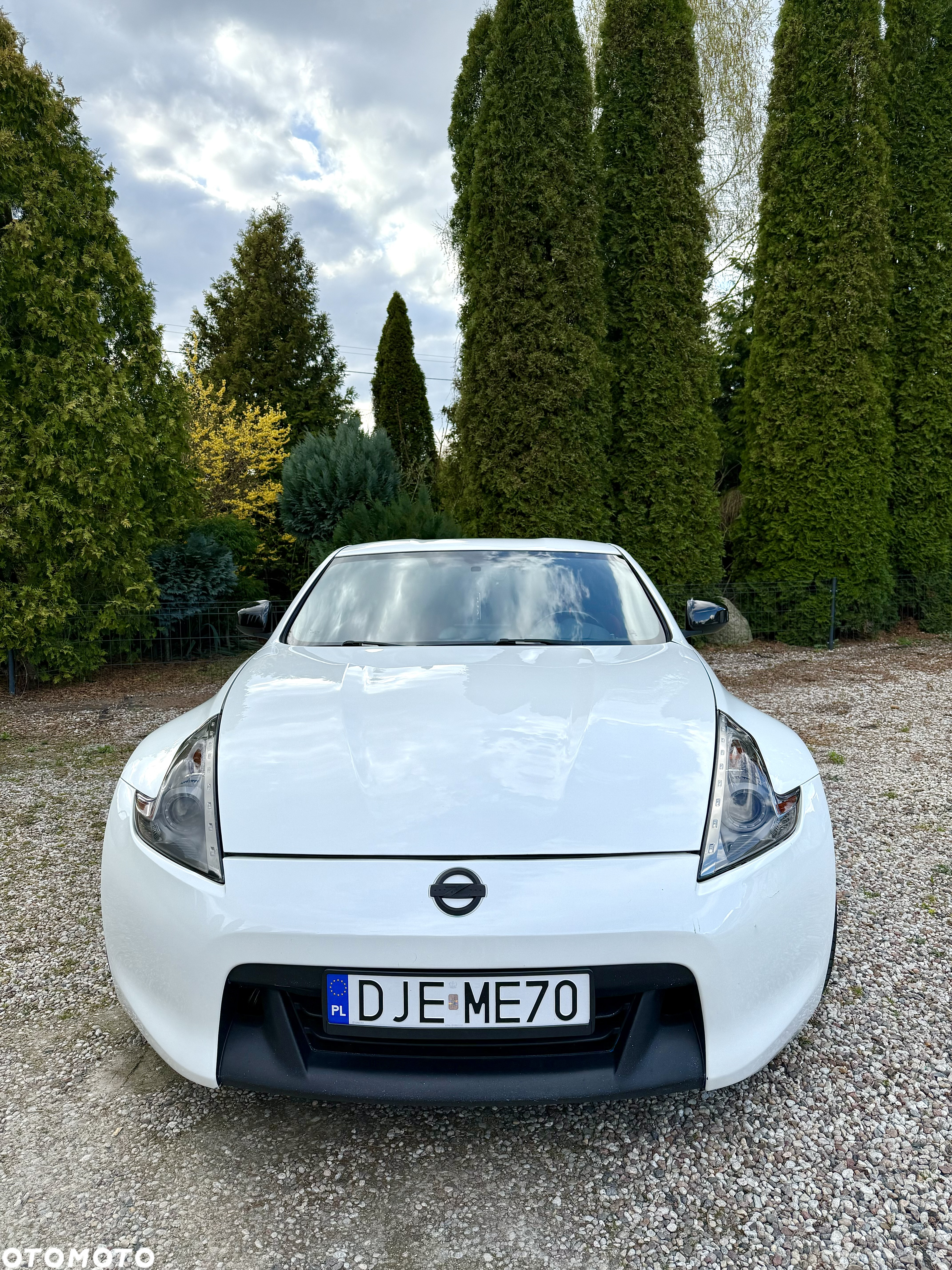 Nissan 370 Z - 4