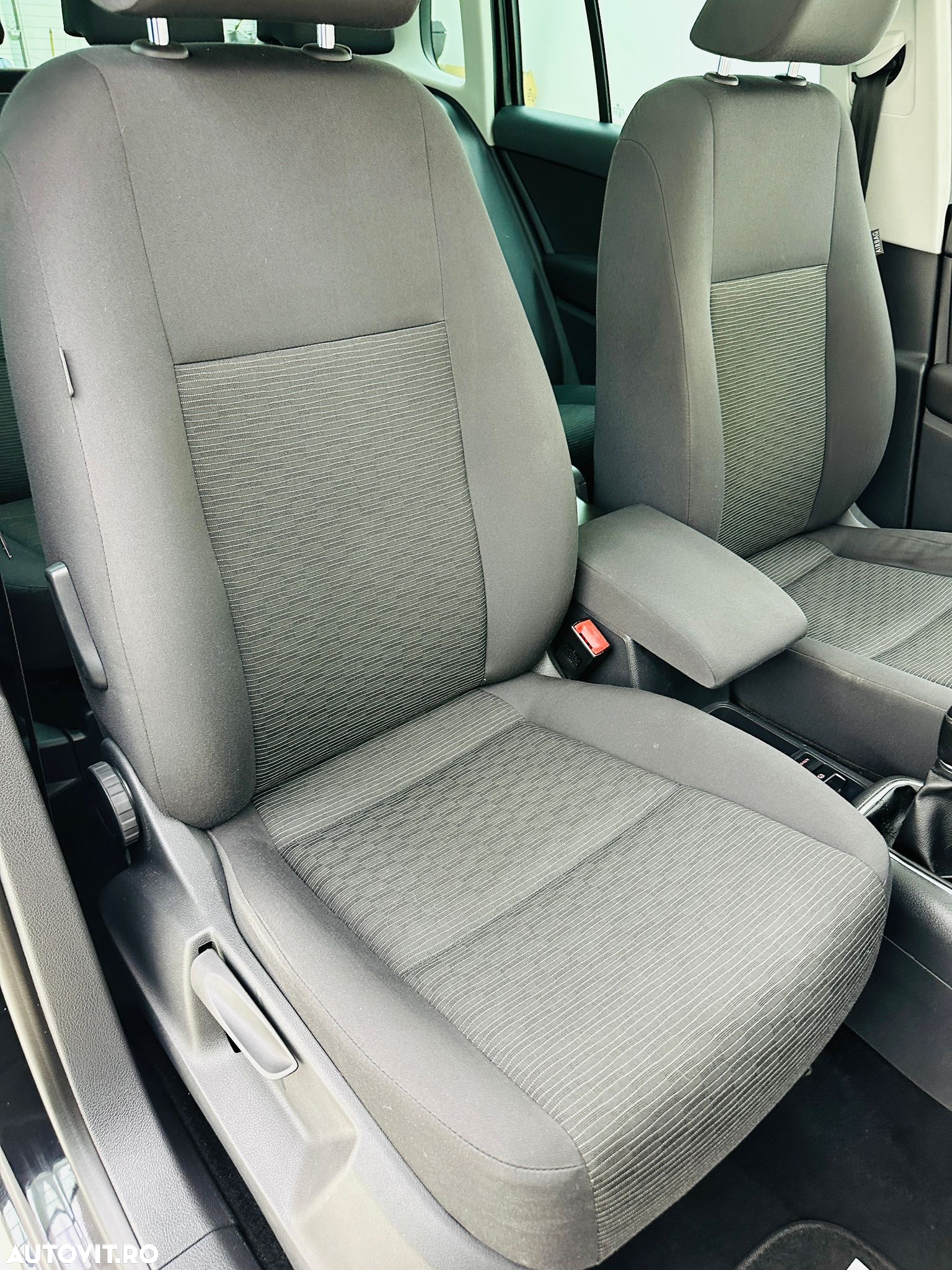 Volkswagen Tiguan - 22