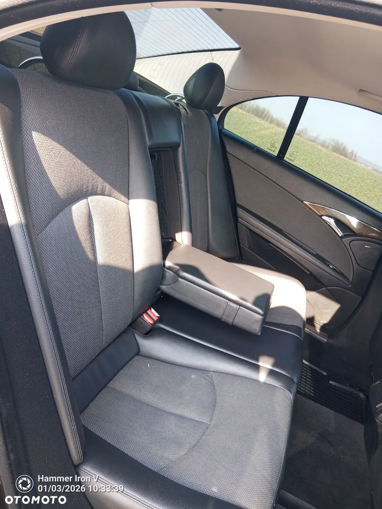 Mercedes-Benz Klasa E - 6