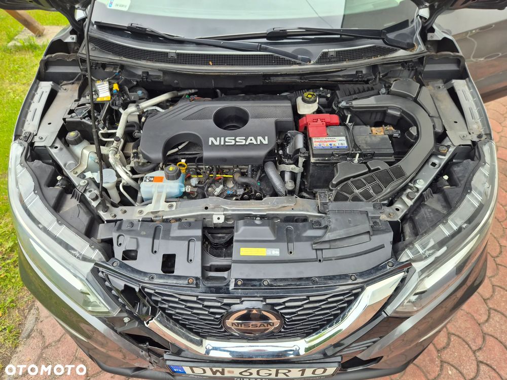 Nissan Qashqai 1.7 dCi 4x4 N-Connecta Xtronic - 17