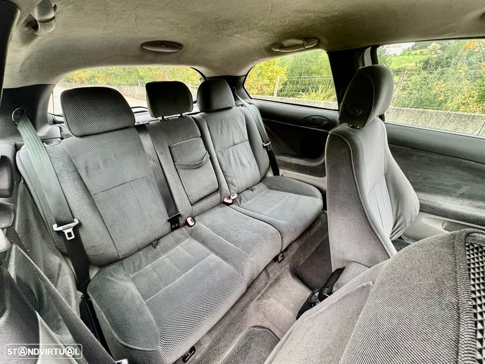Alfa Romeo 147 1.9 JTD 16V Progression - 13