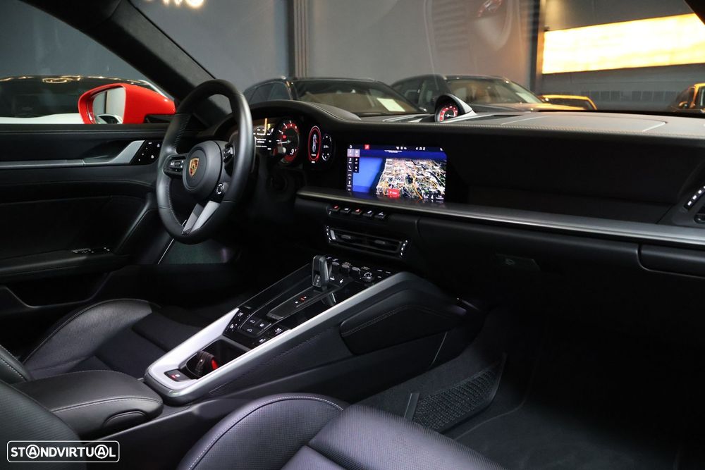 Porsche 911 (992) Turbo S PDK - 5