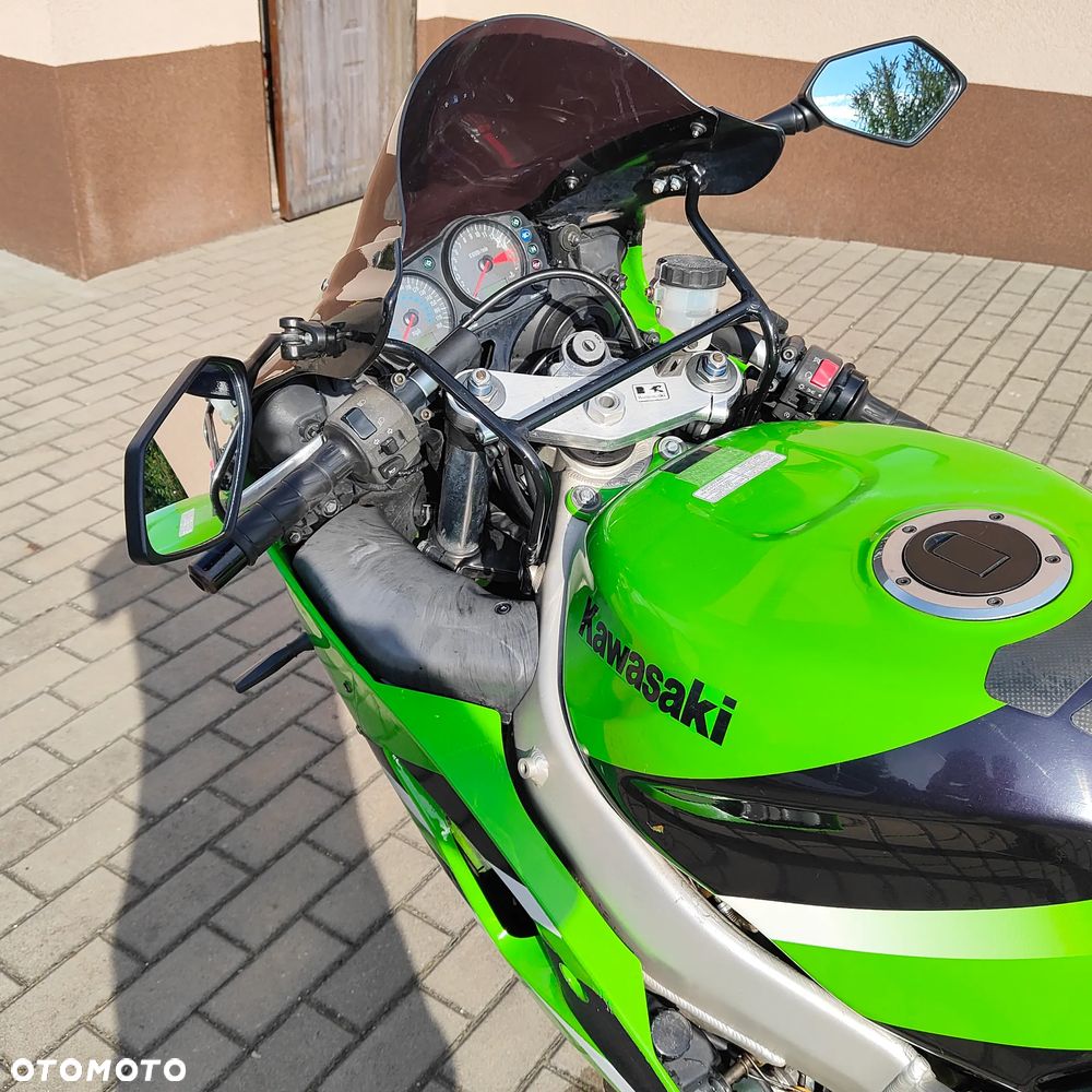 Kawasaki ZX - 19