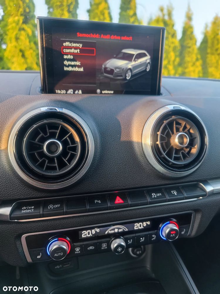 Audi A3 Sportback 2.0 TDI Ambiente - 18