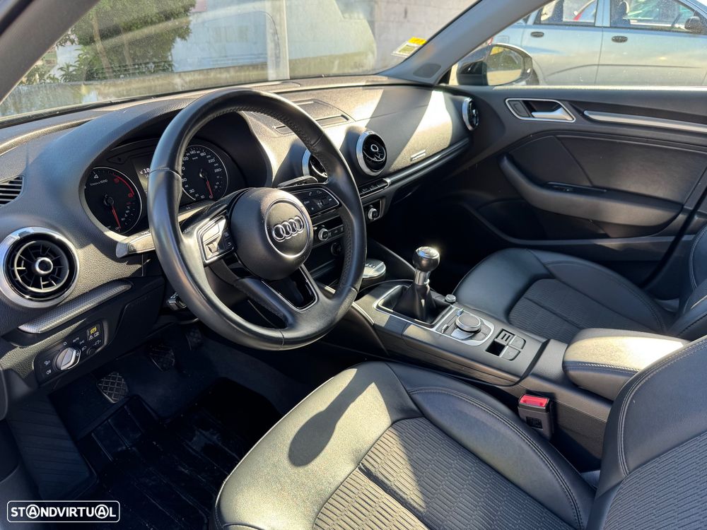 Audi A3 Sportback 2.0 TDI - 8